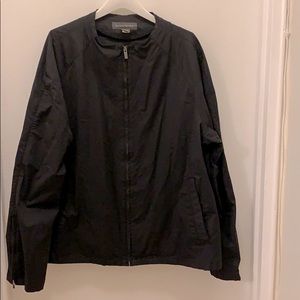 Lightweight bomber jacket